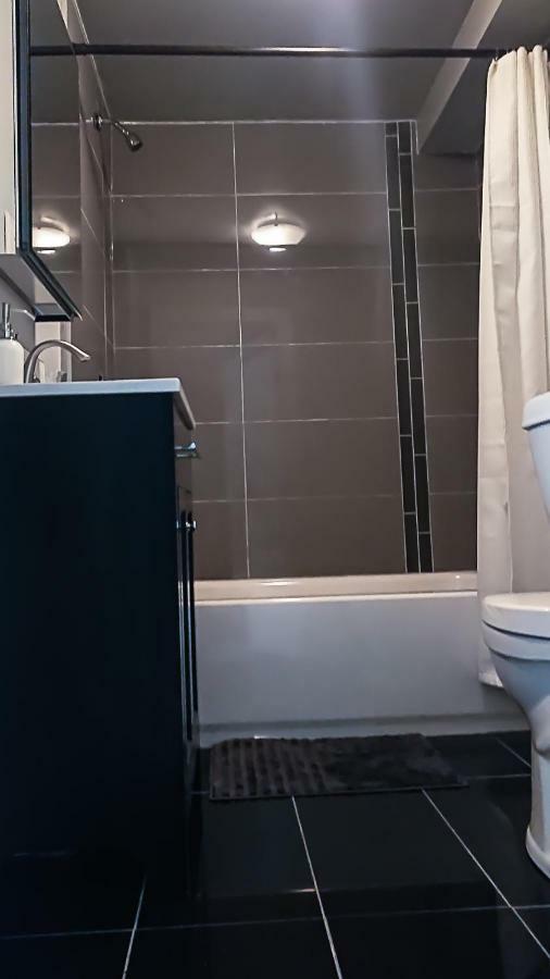 Spacious 3 Bdrm Home Near Downtown Ottawa Kültér fotó