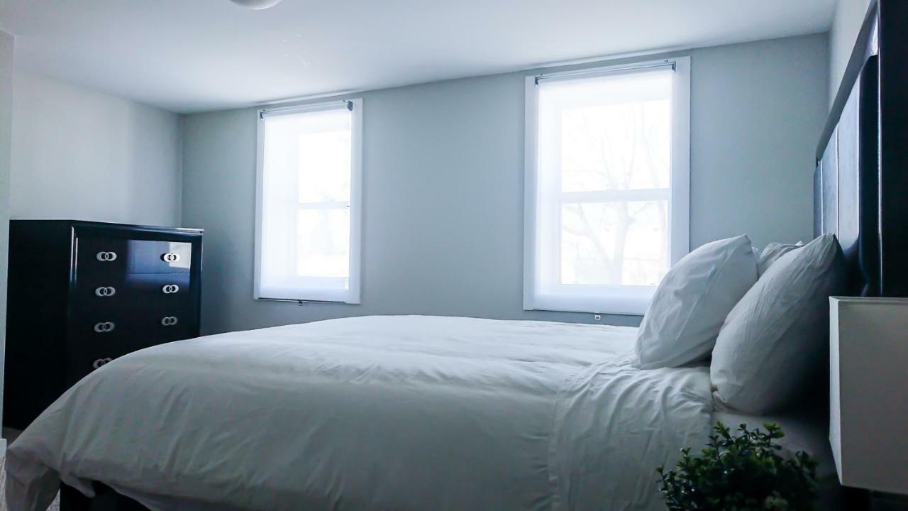 Spacious 3 Bdrm Home Near Downtown Ottawa Kültér fotó