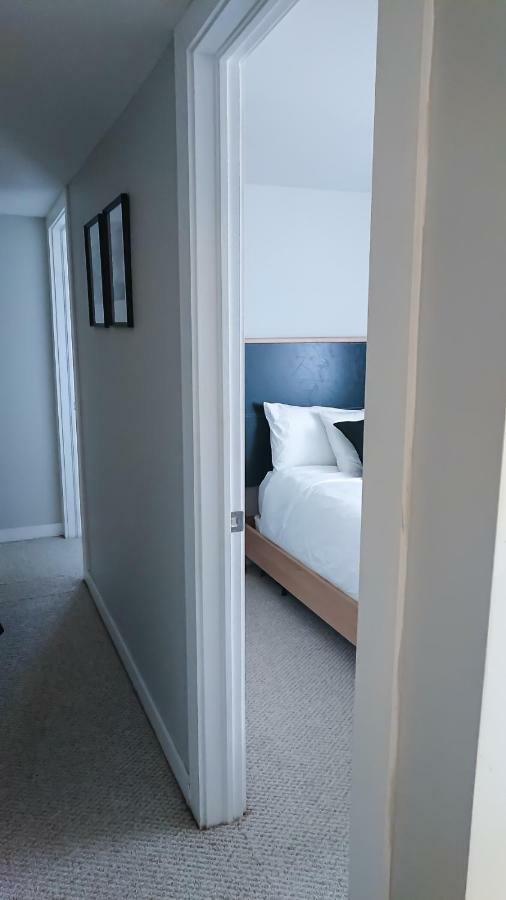 Spacious 3 Bdrm Home Near Downtown Ottawa Kültér fotó